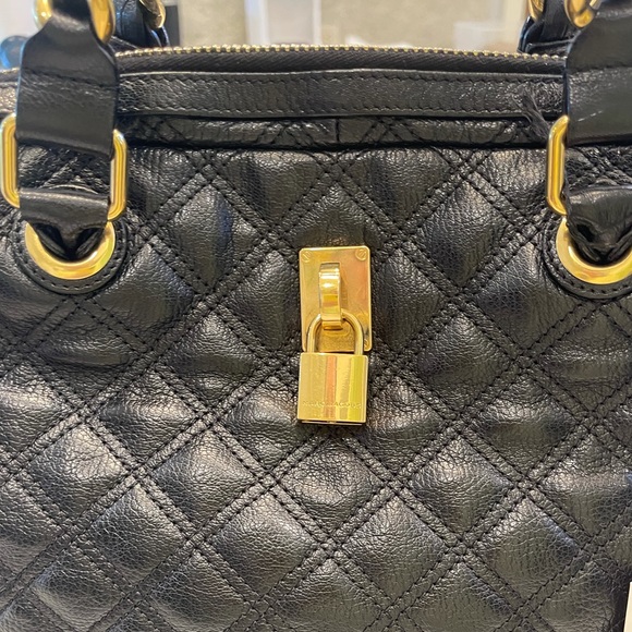 NWT MARC JACOBS Lacquered Goatskin Quilted Karlie Satchel Black - Picture 3 of 7